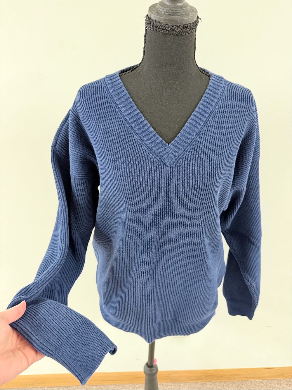 Eddie Bauer Deep Blue V-Neck Ribbed Sweater